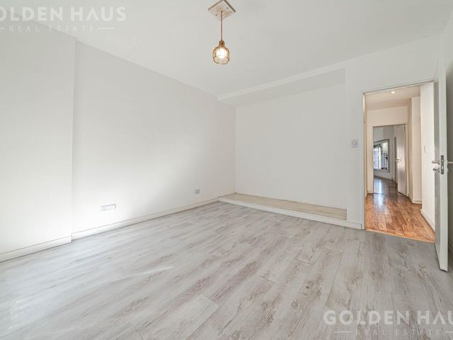 place photo 49