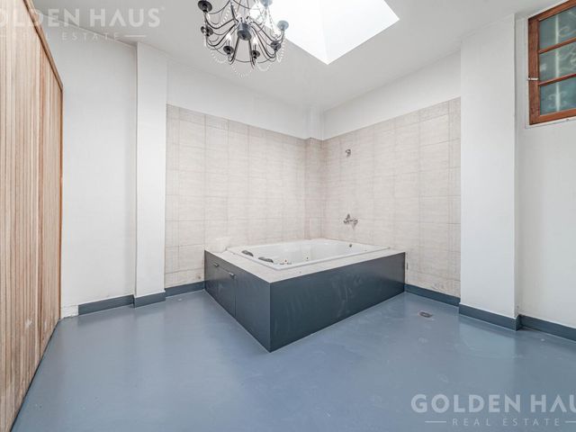 place photo 54