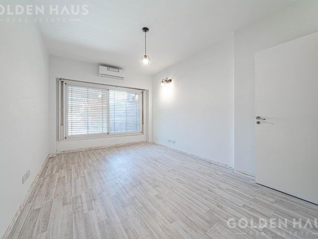 place photo 52