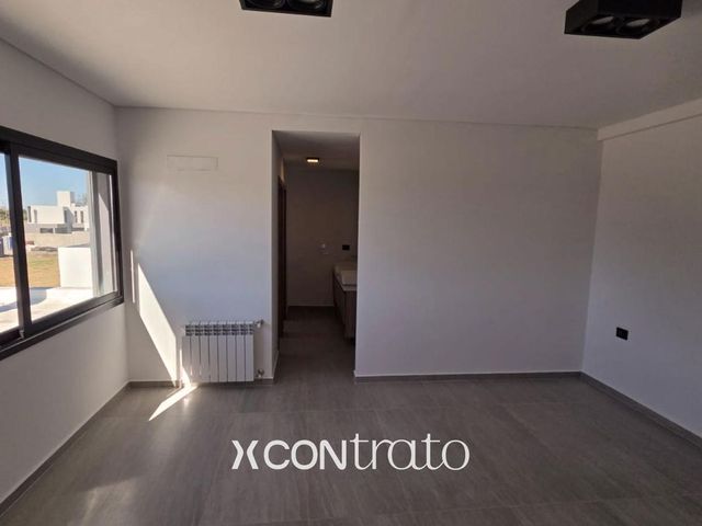 place photo 86