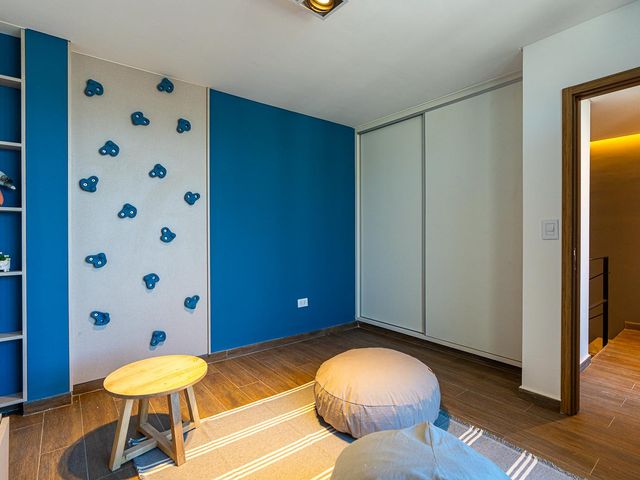 place photo 66