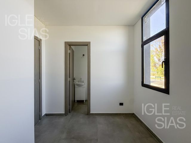place photo 54