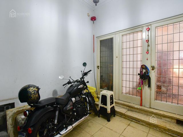place photo 60