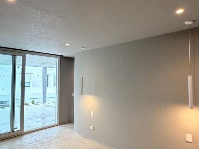 place photo 54