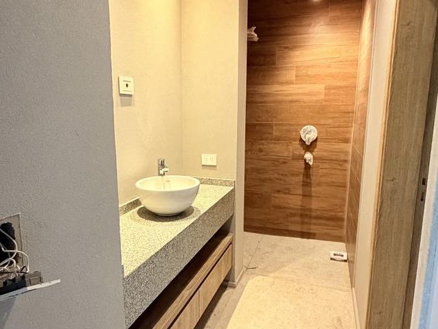 place photo 60