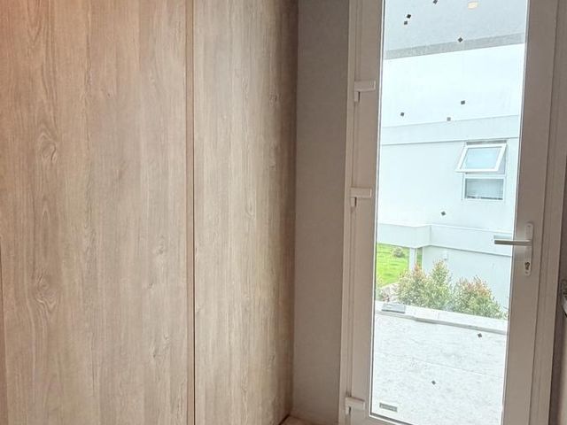 place photo 64