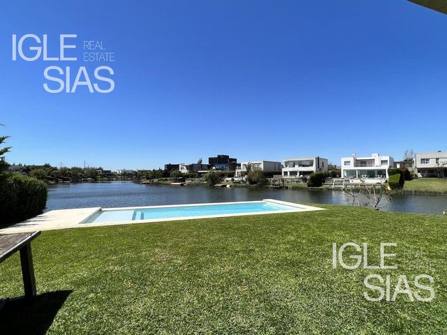 place photo 46