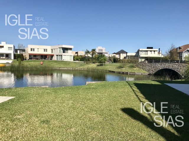 place photo 32