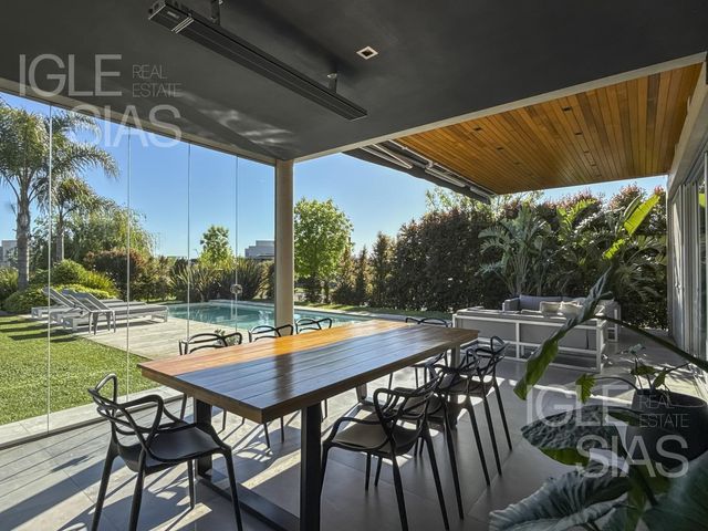 place photo 61