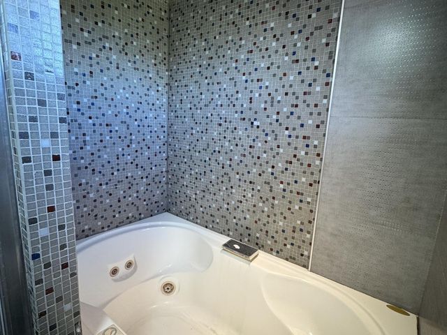 place photo 75