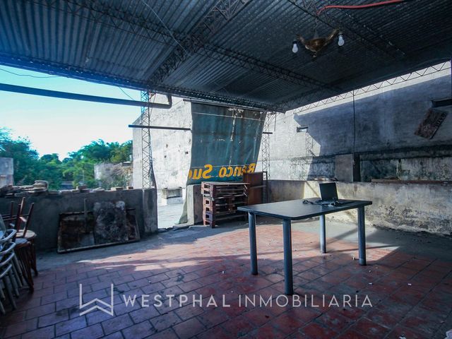 place photo 18