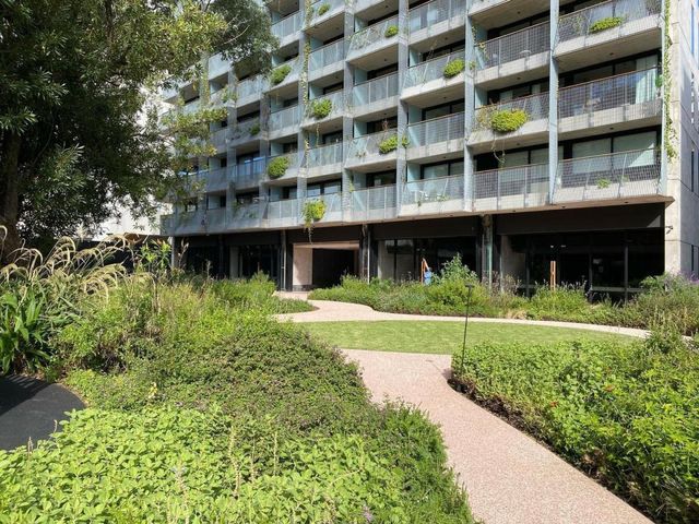 place photo 56