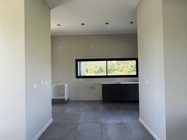 place photo 50