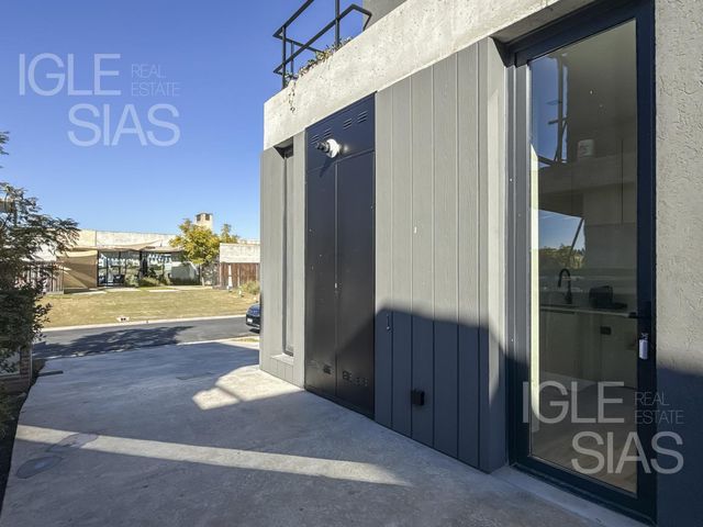 place photo 57