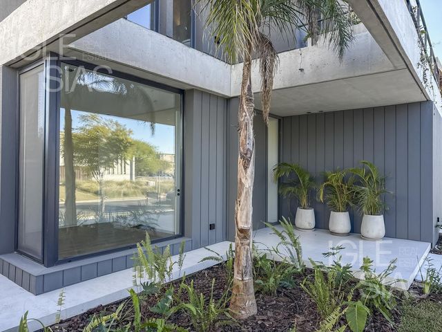 place photo 65
