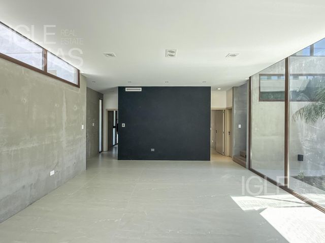 place photo 49