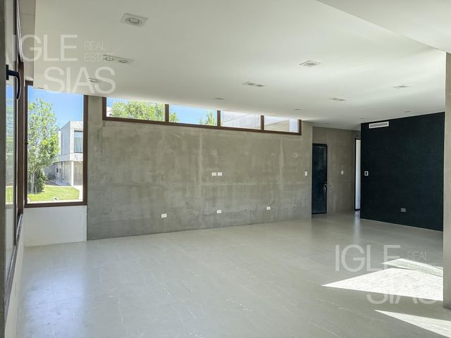 place photo 55
