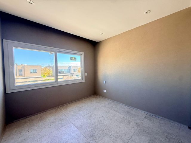 place photo 68
