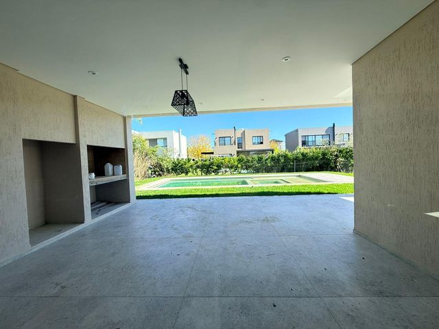 place photo 49