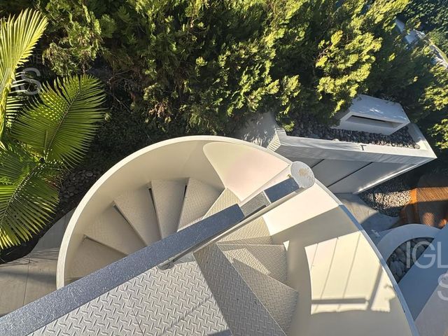 place photo 51