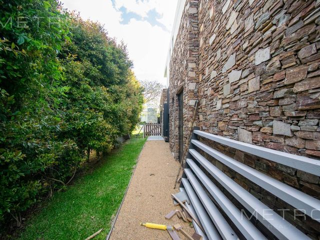 place photo 53