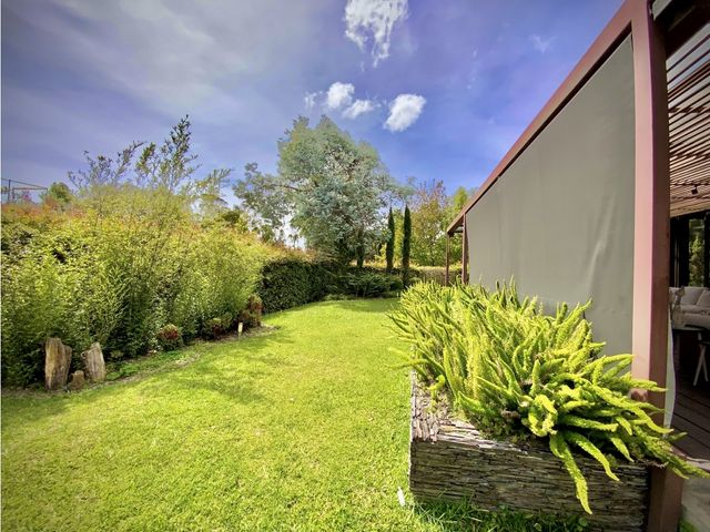 place photo 48