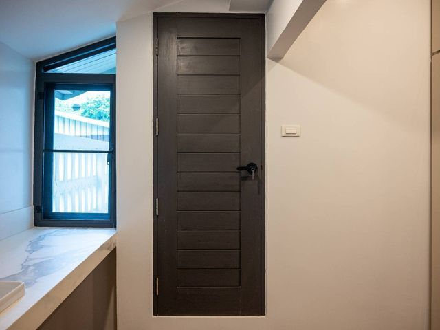 place photo 53