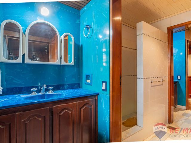 place photo 54