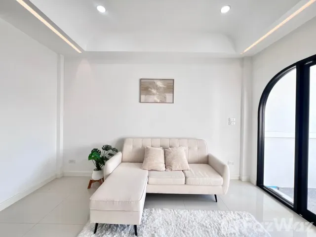 place photo 41