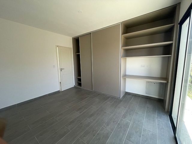place photo 64