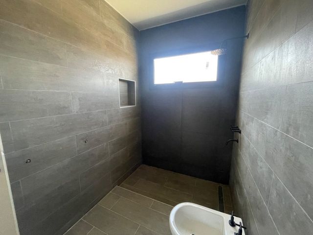 place photo 66