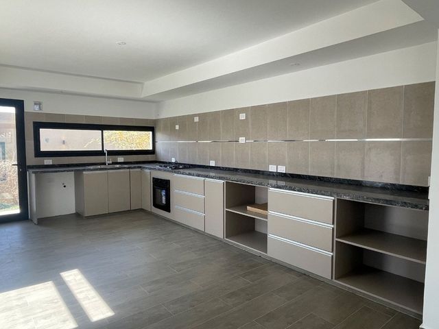 place photo 73
