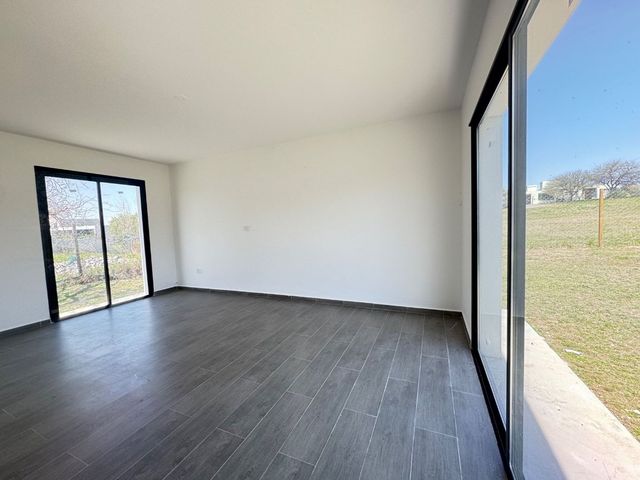 place photo 51