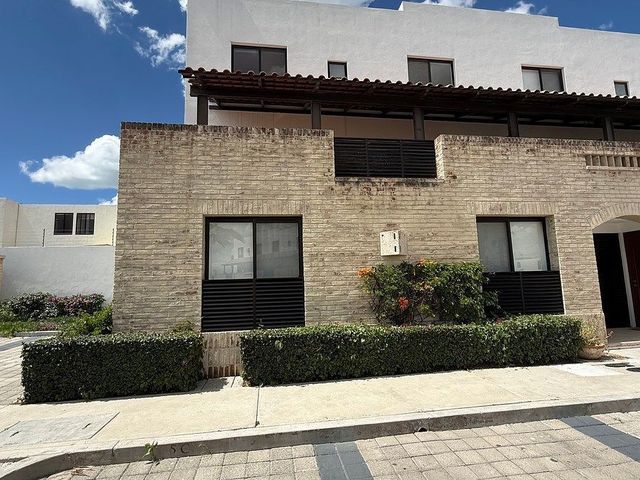 place photo 34