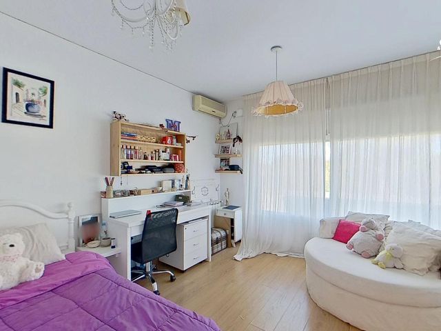 place photo 54