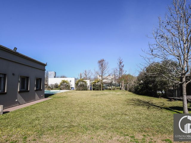 place photo 39