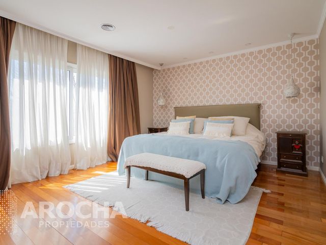 place photo 48