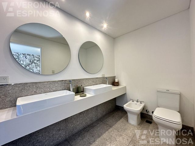 place photo 39