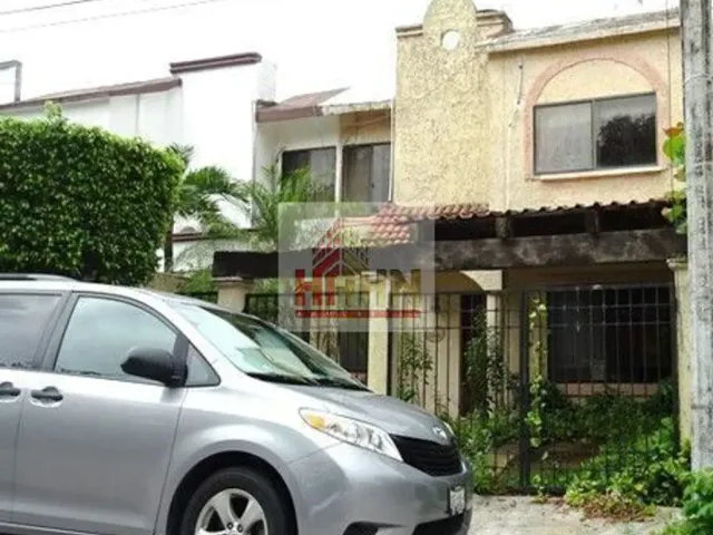 SUPERMANZANA 38 CASA VENTA CANCUN QUINTANA ROO