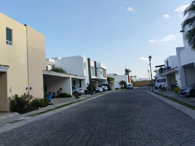 place photo 24