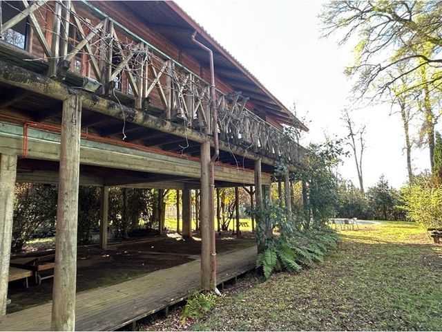 place photo 79