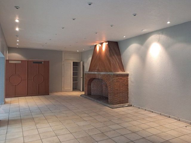 place photo 25