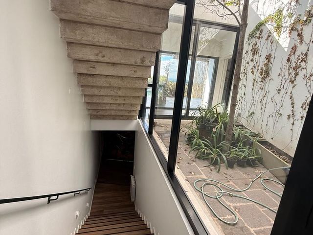 place photo 54