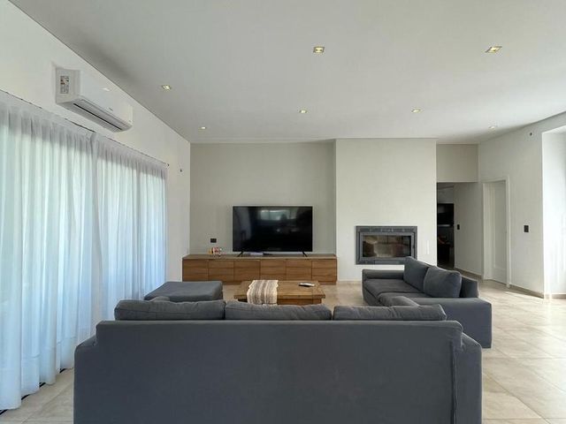 place photo 68