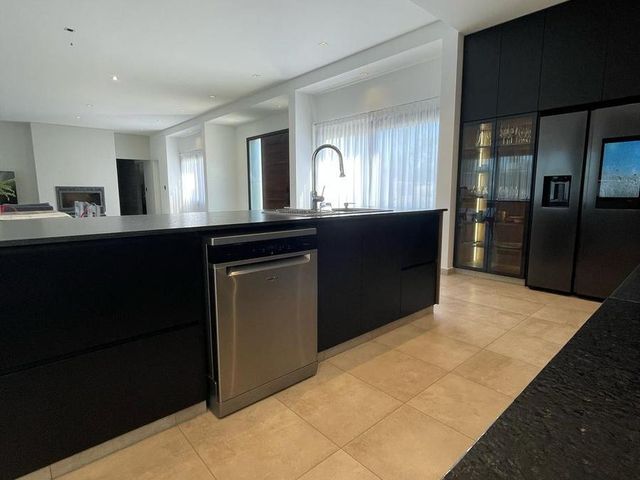 place photo 95