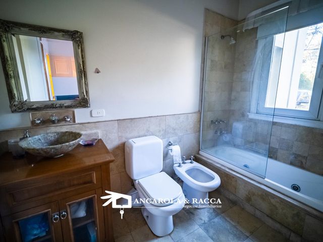 place photo 39