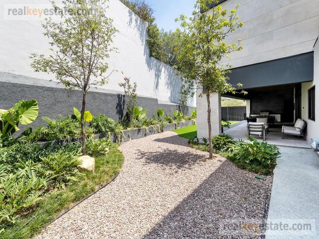 place photo 45