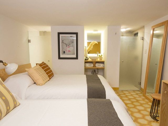 place photo 45