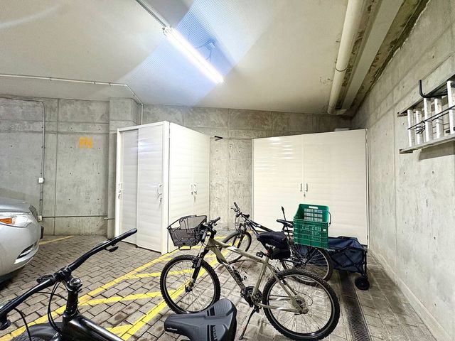 place photo 32