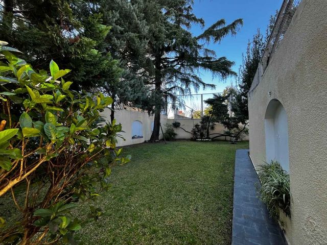 place photo 75